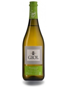 GIOL Prosecco Frizzante and vegan wine